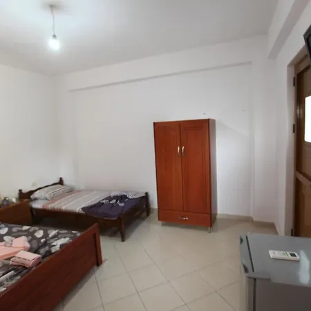 Seaview Bunec فندق *