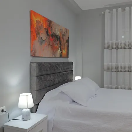 Hotel Seaview Bunec *