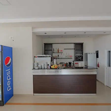 Seaview Bunec Hotel *