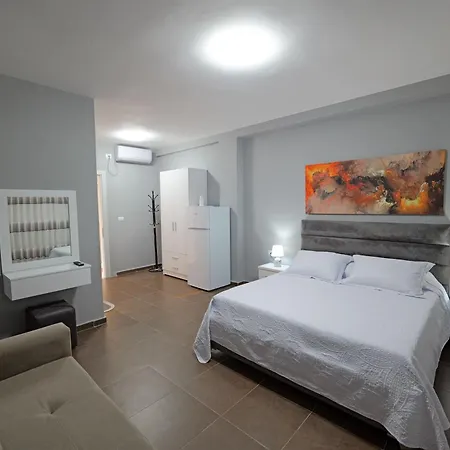 Hotel Seaview Bunec Piqeras