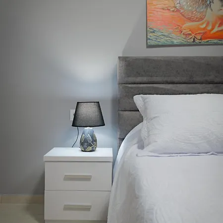 Отель Seaview Bunec *