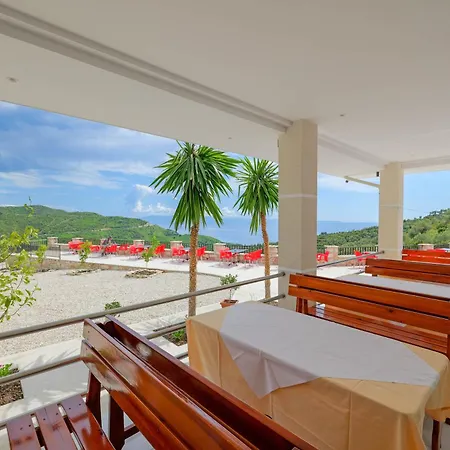 Hotel Seaview Bunec