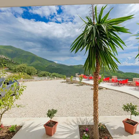 Hotel Seaview Bunec *