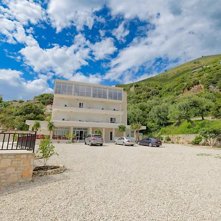 Hotel Seaview Bunec